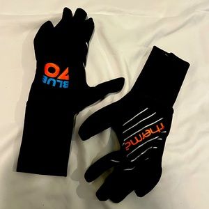 Booties and Gloves for the ocean. Brand new. Never used. Booties size 7.